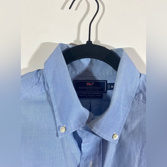 Vineyard vines button down - Picture 2 of 3